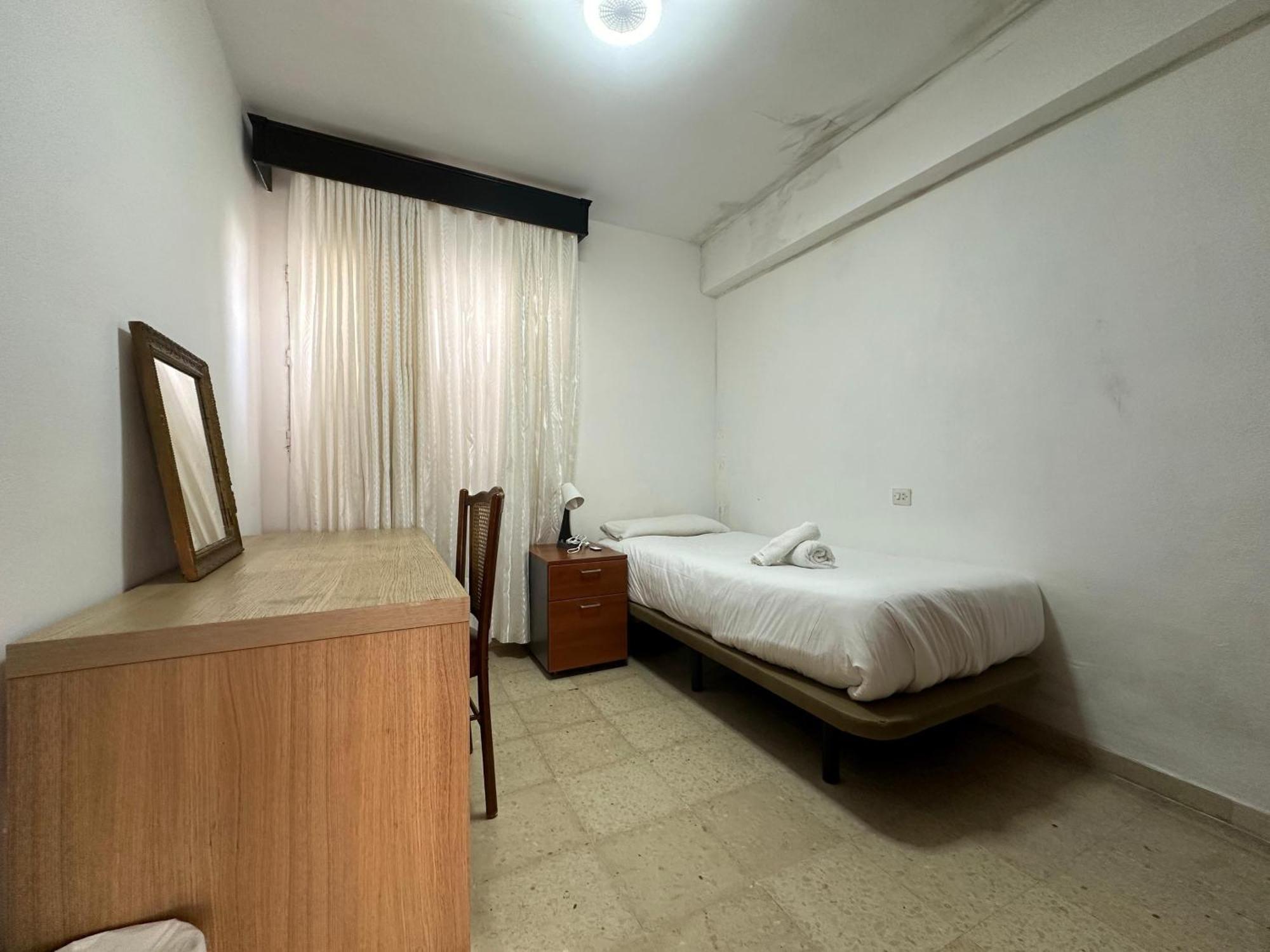 Habitacion Individual En La Victoria 马拉加 外观 照片